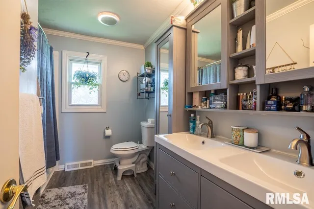 $149,900 | 116 Circle Drive, Herrin, IL 62948