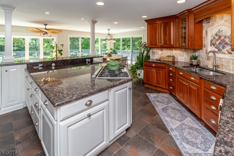 102 Lindbergh Road Hopewell, NJ 08525 - Photo 26 of 49 Gallery Image 26