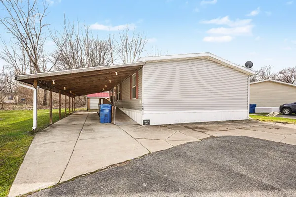 $85,000 | 7604 Red Arrow Highway, Unit 149, Watervliet, MI 49098