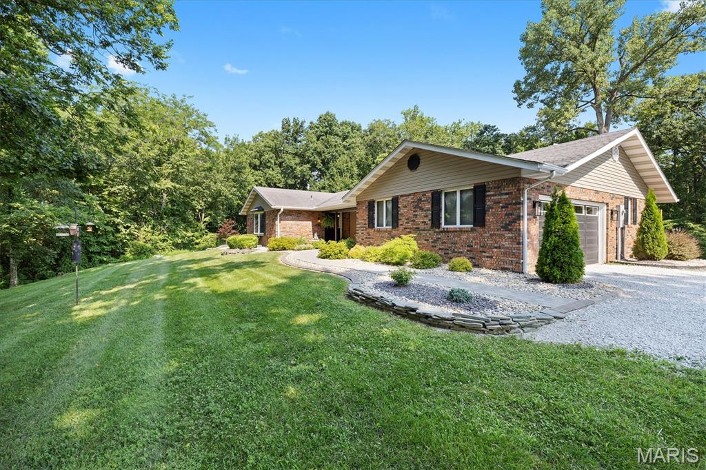 6849 Gushing Spring Edwardsville, IL 62025 - Photo 42 of 49 Gallery Image 42