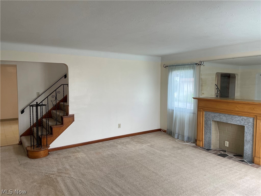 6171 Stanbury Road Parma, OH 44129 - Photo 10 of 22