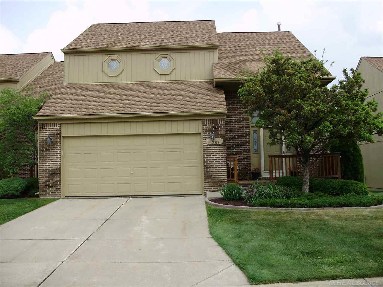 2267 Crystal Drive Rochester, MI 48309 - Photo 2 of 33 31292366-1.JPG