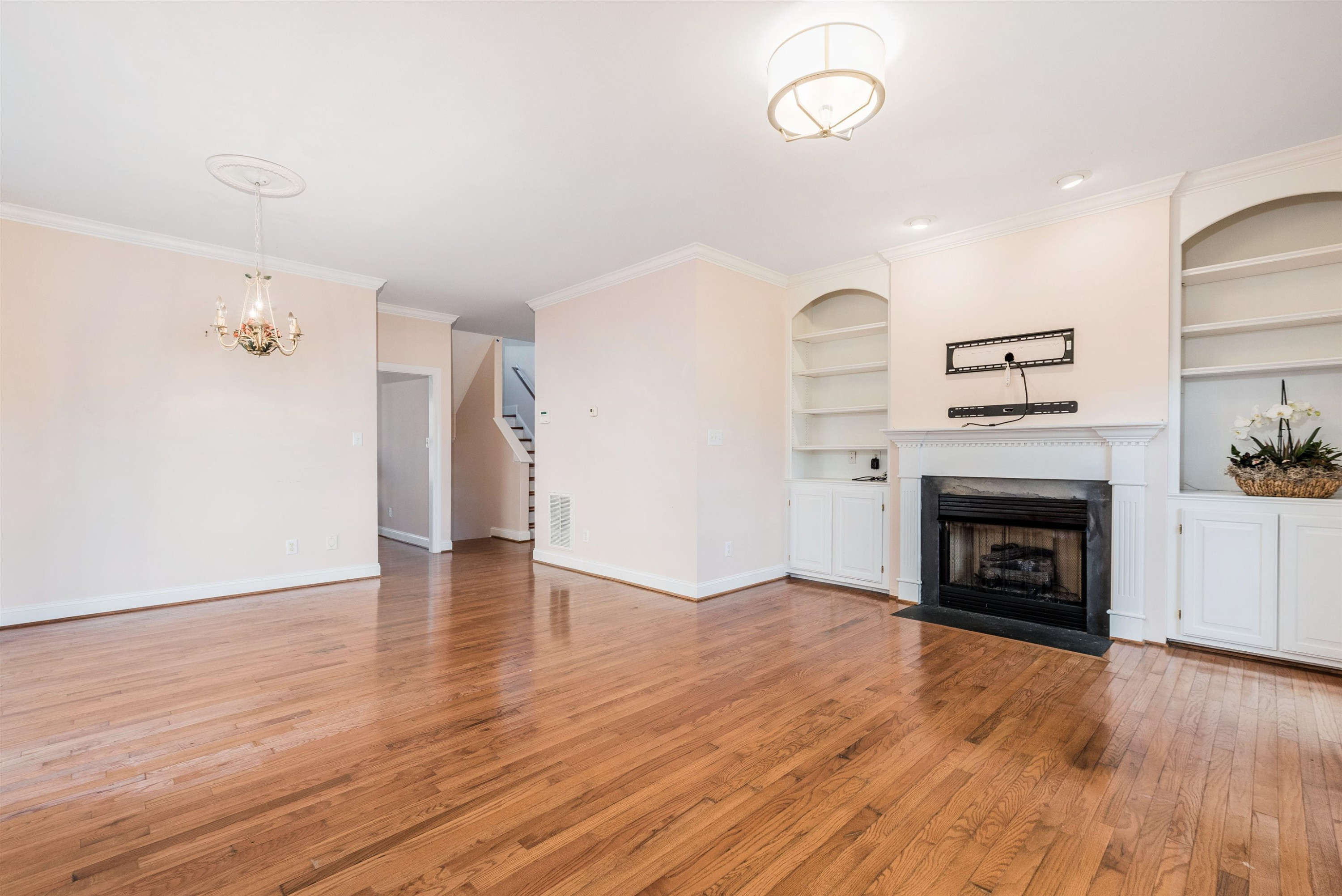1347 Cameron View Court Raleigh, NC 27607 - Photo 7 of 25 Photo 7