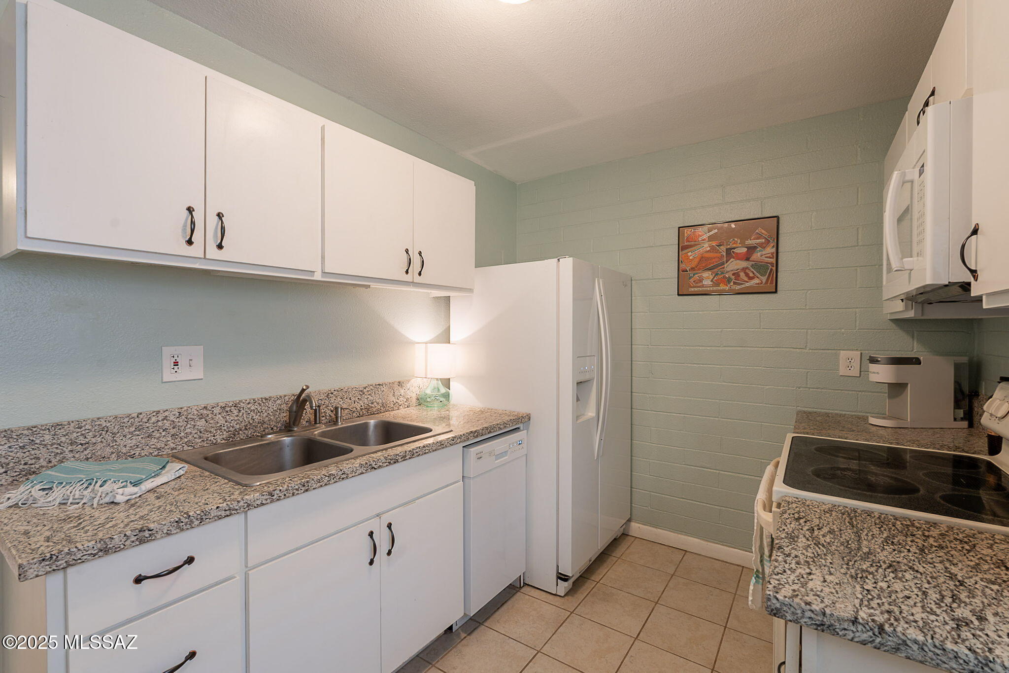 1755 South Jones Boulevard, Unit R112 Tucson, AZ 85713 - Photo 9 of 22