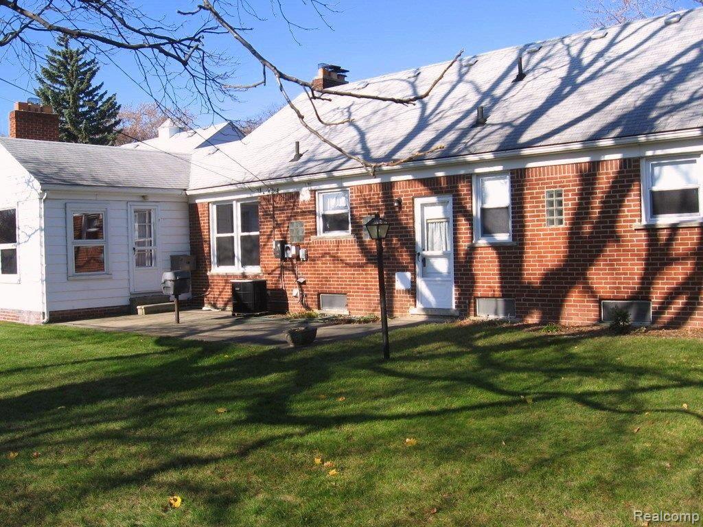 3951 Amherst Road Royal Oak, MI 48073 - Photo 21 of 24 Patio