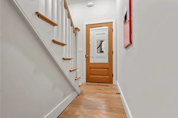$3,800 | 18 Grove Street, Unit 4, Boston, MA 02114