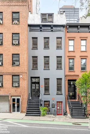$4,798,000 | 131 East 38th Street | Murray Hill