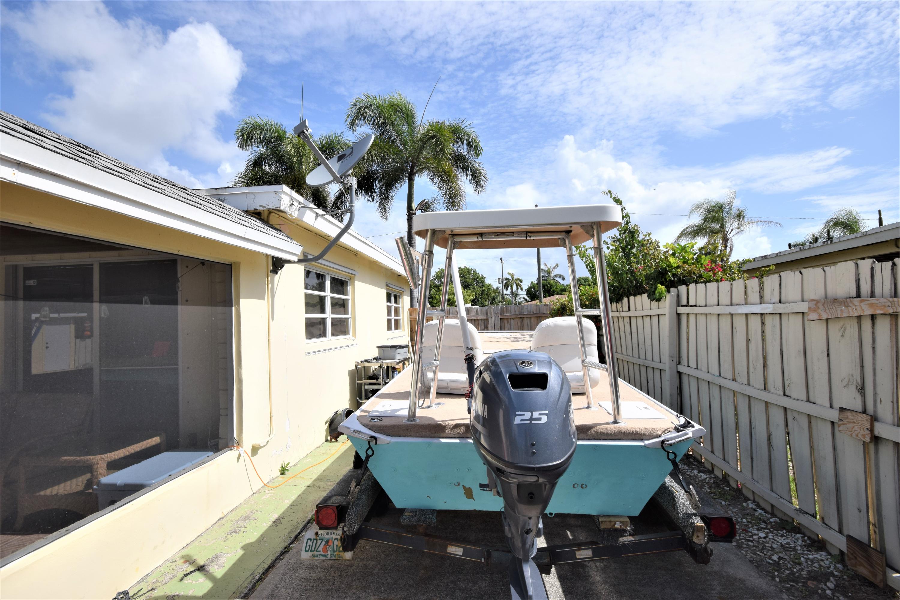 214 Northeast 28th Road Boca Raton, FL 33431 - Photo 12 of 24 DSC_6319