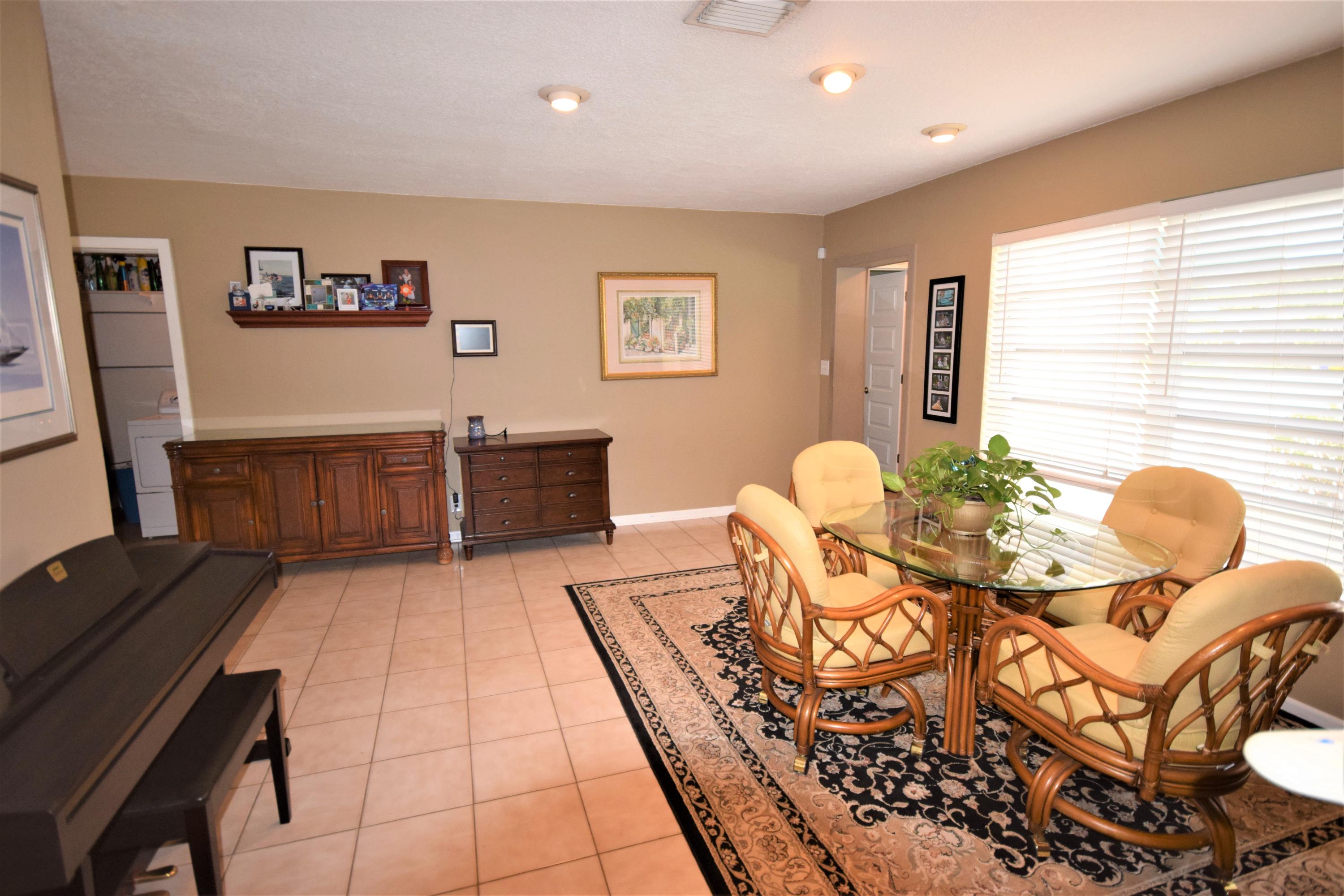214 Northeast 28th Road Boca Raton, FL 33431 - Photo 23 of 24 DSC_6308