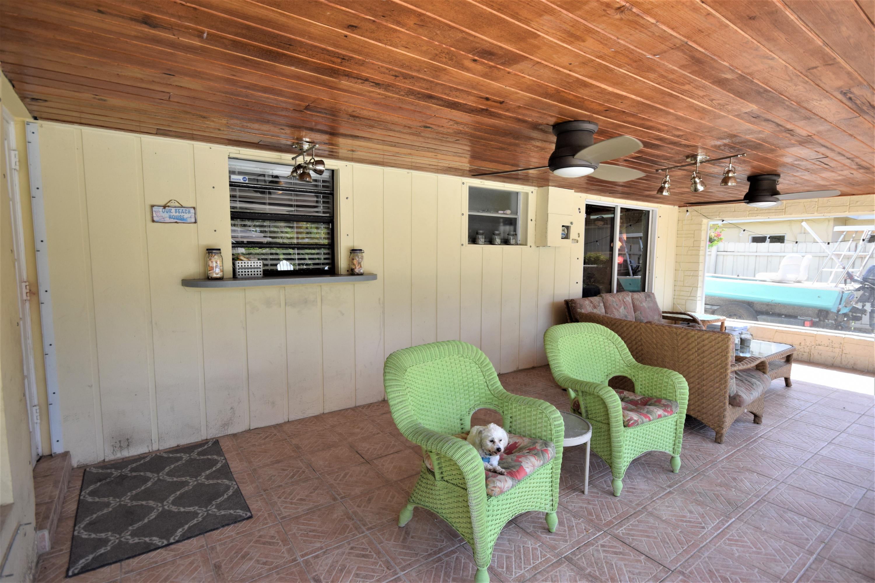 214 Northeast 28th Road Boca Raton, FL 33431 - Photo 10 of 24 DSC_6320