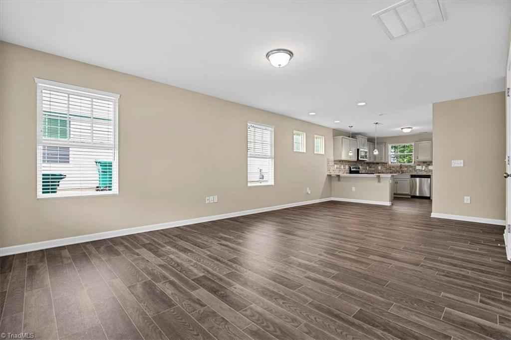 3837 Copperfield Court High Point, NC 27265 - Photo 8 of 42