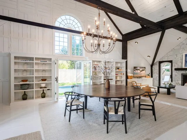 $4,500,000 | 51 Buell Lane, East Hampton, NY 11937