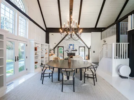 a view of a livingroom and dining room