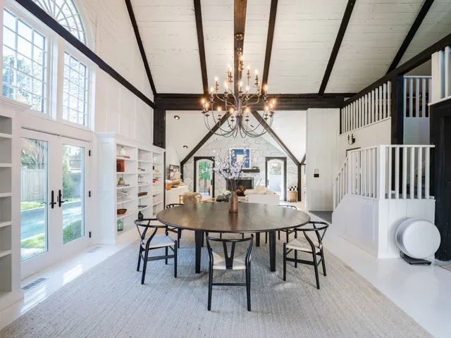 $4,500,000 | 51 Buell Lane, East Hampton, NY 11937