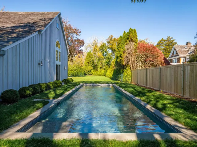 $4,500,000 | 51 Buell Lane, East Hampton, NY 11937