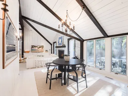 $4,500,000 | 51 Buell Lane, East Hampton, NY 11937