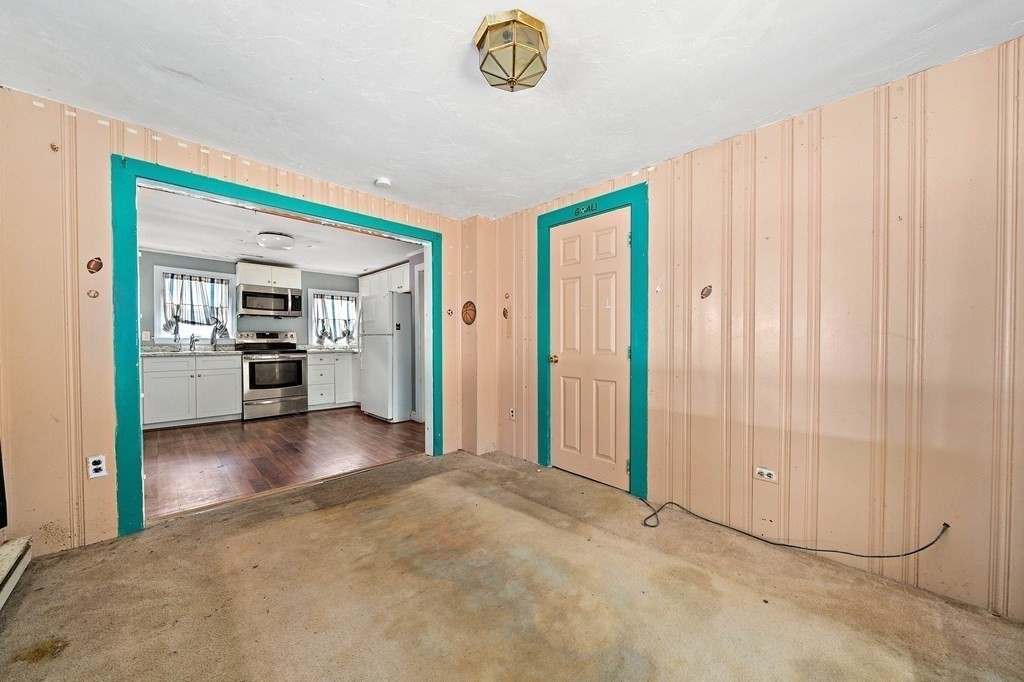12 Beach Road Pembroke, MA 02359 - Photo 9 of 26 Gallery Image 9