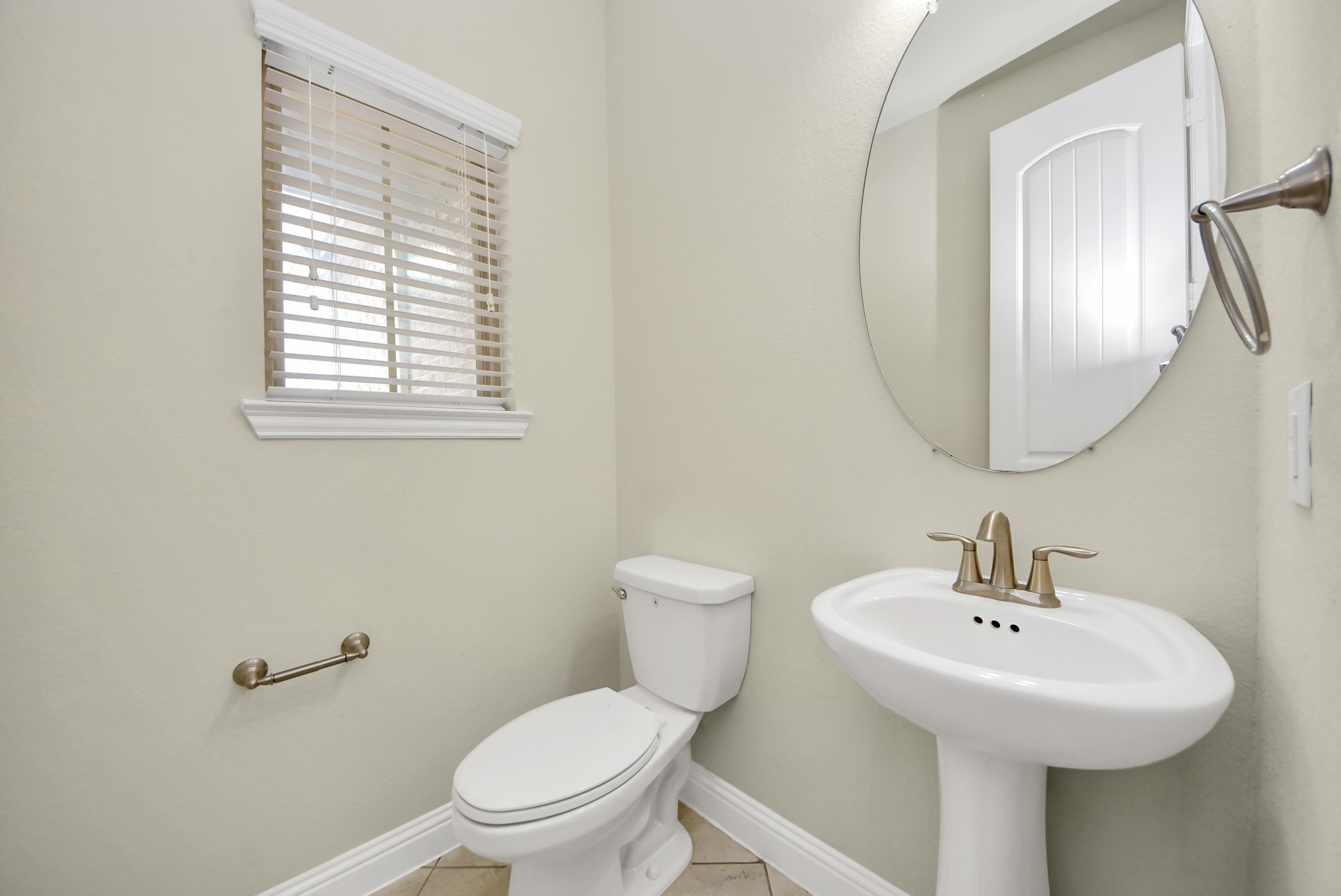 4836 Peppermill Ridge Lane Rosharon, TX 77583 - Photo 14 of 45 Half Bath