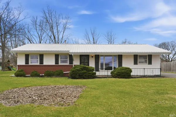 $207,900 | 3900 North Salem Road, Decatur, IN 46733