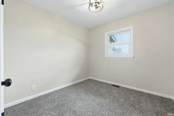$207,900 | 3900 North Salem Road, Decatur, IN 46733