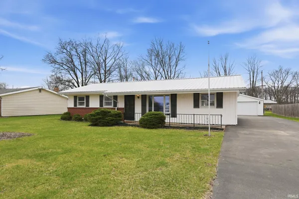 $207,900 | 3900 North Salem Road, Decatur, IN 46733