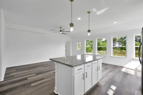 $2,200 | 1089 Road 5740 Cleveland Tx 77327, Cleveland, TX 77327