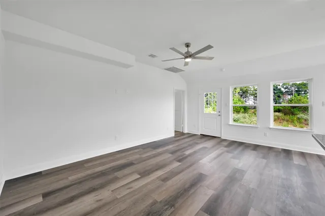 $2,200 | 1089 Road 5740 Cleveland Tx 77327, Cleveland, TX 77327