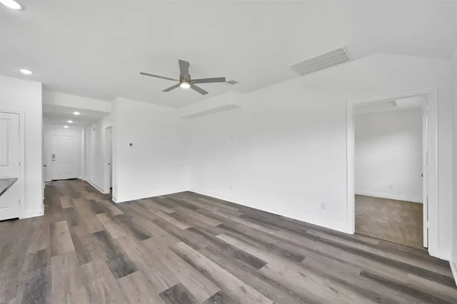 $2,200 | 1089 Road 5740 Cleveland Tx 77327, Cleveland, TX 77327