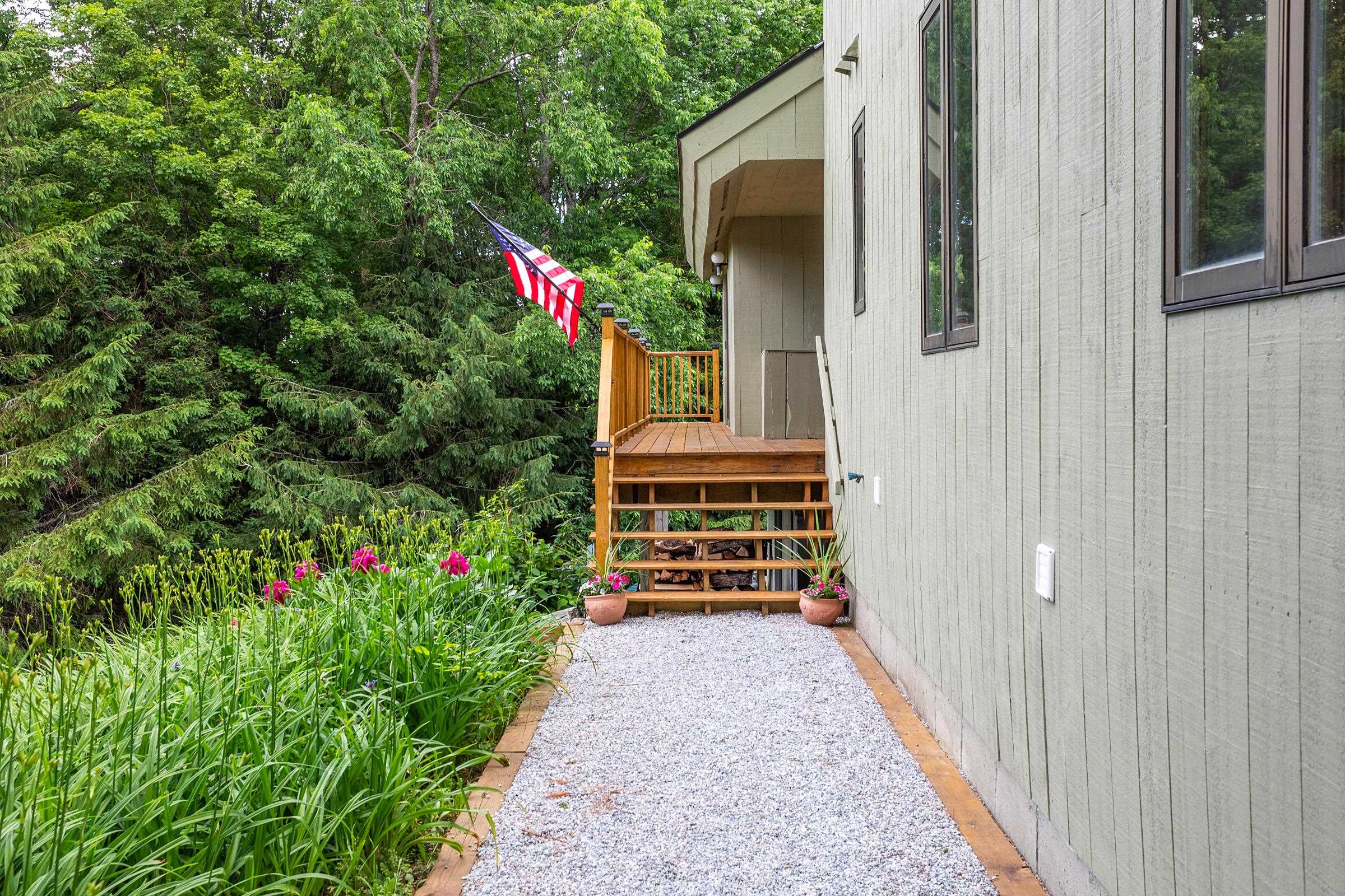 12 Stratton Ridge Road Winhall, VT 05340 - Photo 2 of 37