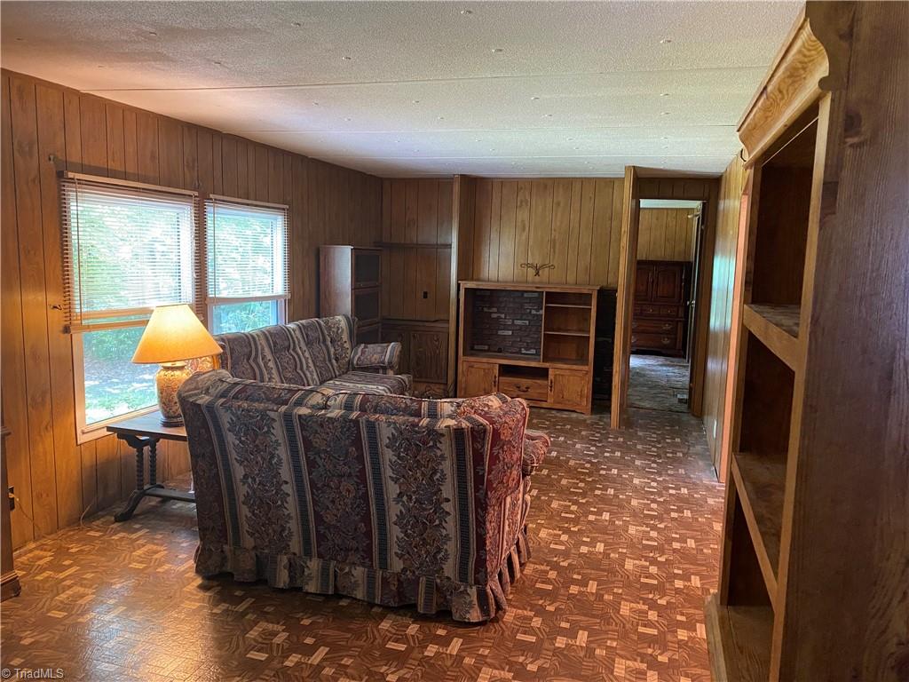 6633 Red Bank Road Germanton, NC 27019 - Photo 7 of 20 Gallery Image 7