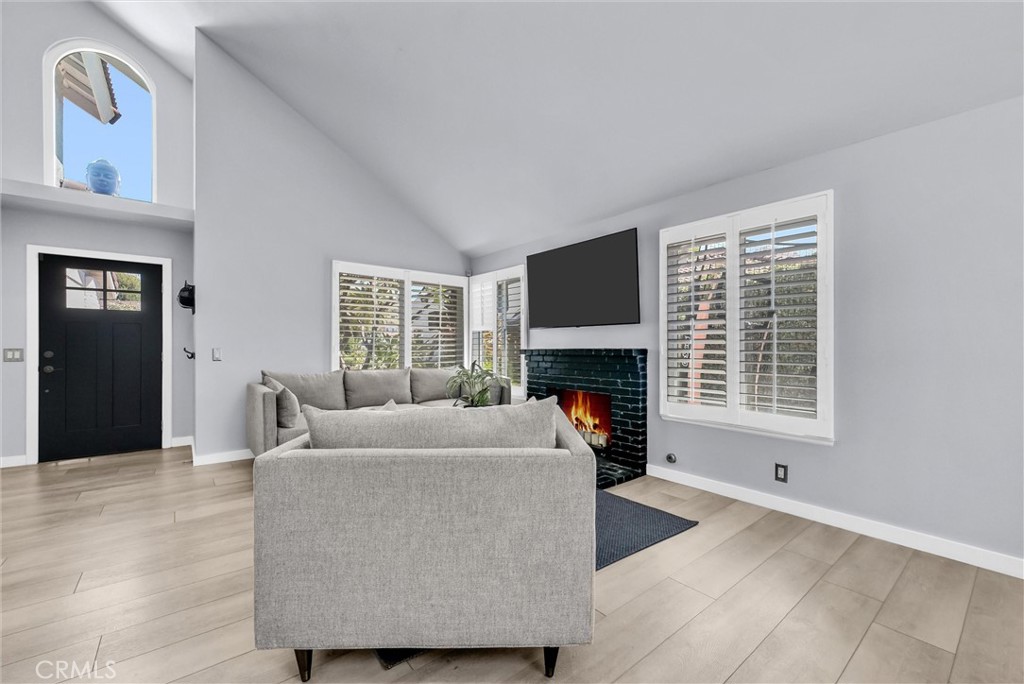 11476 Shugart Way Riverside, CA 92503 - Photo 11 of 57 Gallery Image 11