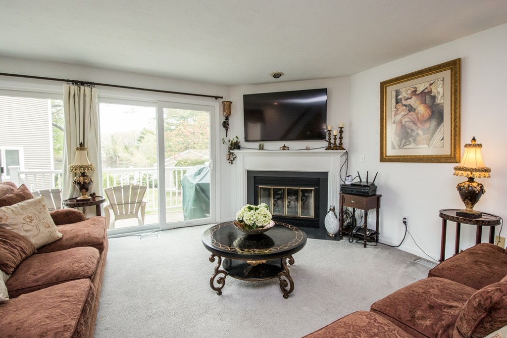 72 Pointe Rok Drive, Unit 72 Worcester, MA 01604 - Photo 8 of 28 Gallery Image 8