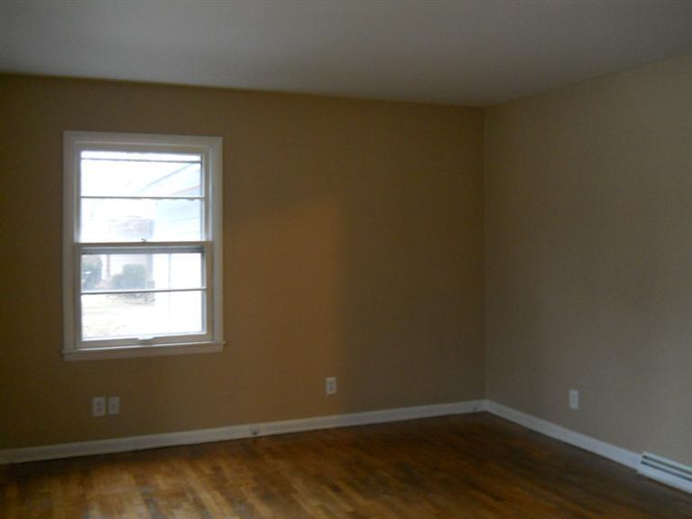 4021 Riverside Road Benton Harbor, MI 49022 - Photo 6 of 12 Additional Photo