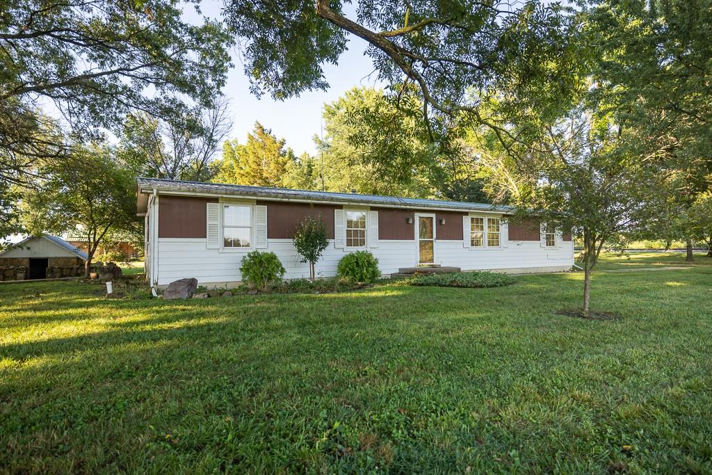 3497 Southwest County Road 1067 Butler, MO 64730 - Photo 42 of 92