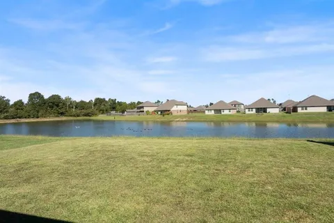 $300,000 | 2213 North Savannah Lakes Dr Lake North, Lake Charles, LA 70607