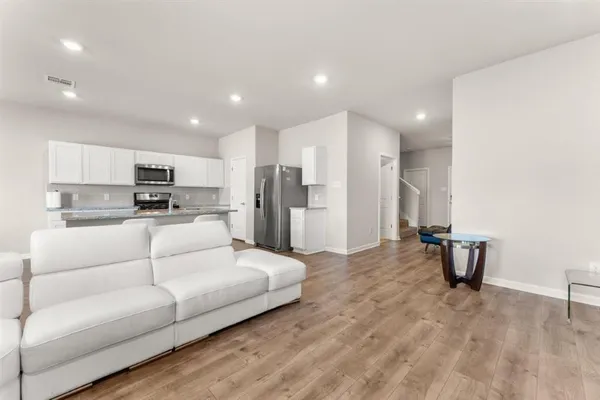 $300,000 | 2213 North Savannah Lakes Dr Lake North, Lake Charles, LA 70607