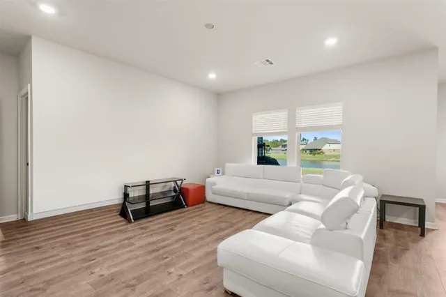 $300,000 | 2213 North Savannah Lakes Dr Lake North, Lake Charles, LA 70607