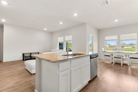 $300,000 | 2213 North Savannah Lakes Dr Lake North, Lake Charles, LA 70607