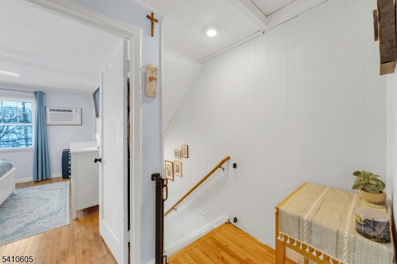 48 Hastings Avenue, Unit B Rutherford, NJ 07070 - Photo 12 of 20