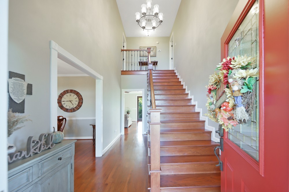 532 Mann Road Lebanon, TN 37087 - Photo 8 of 42 a view of entryway with wooden floor