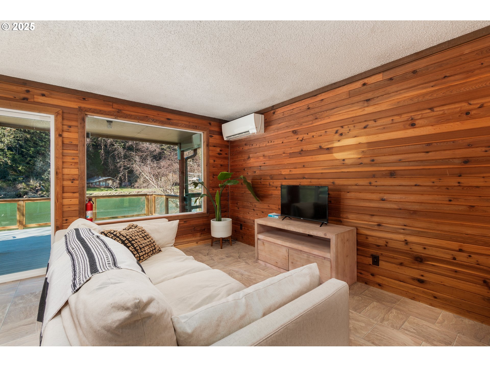 34100 Brooten Road Pacific City, OR 97135 - Photo 9 of 38 Gallery Image 9