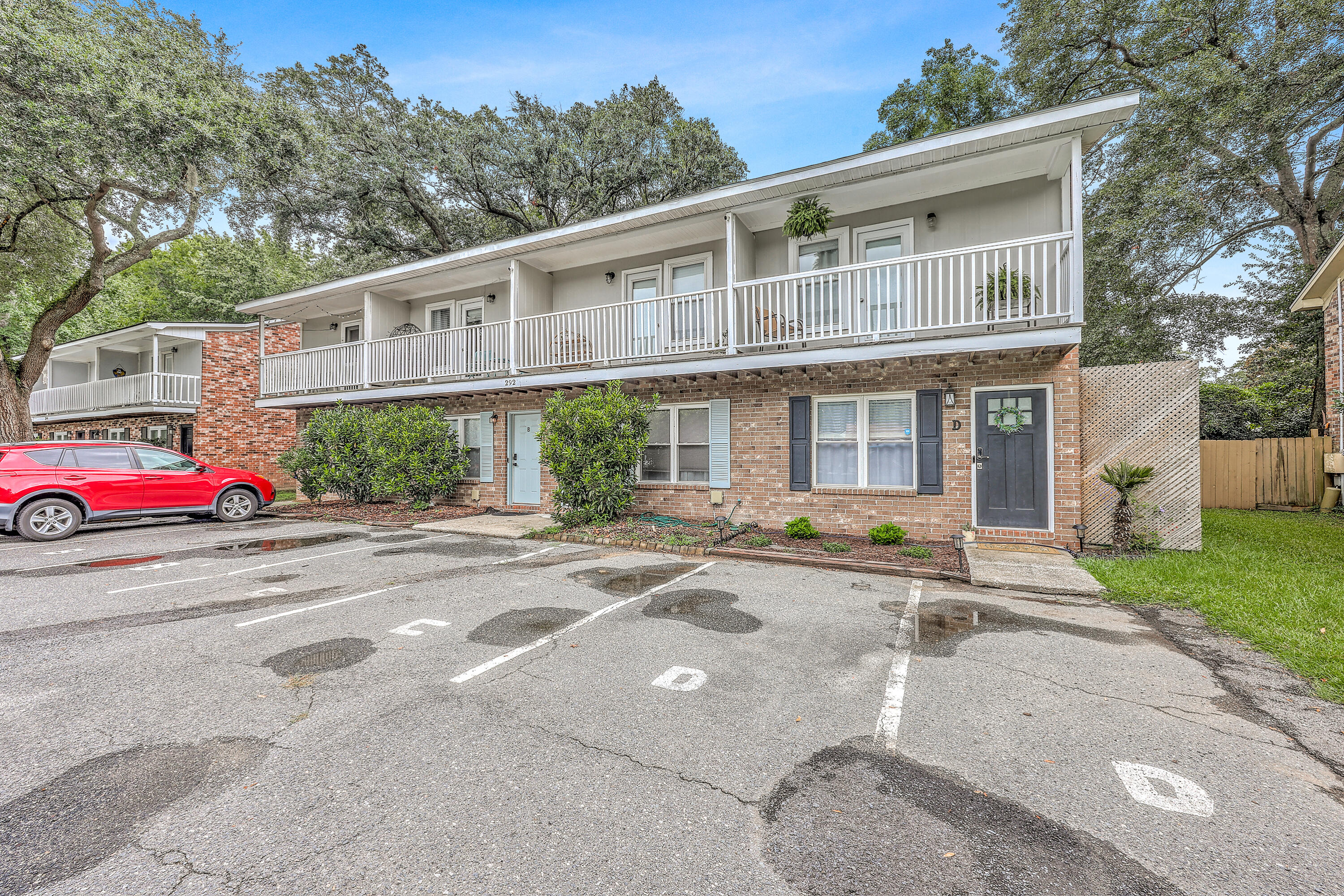 292 Fleming Road, Unit B Charleston, SC 29412 - Photo 26 of 26 ZYN_0936_37_38_39_40_41_42