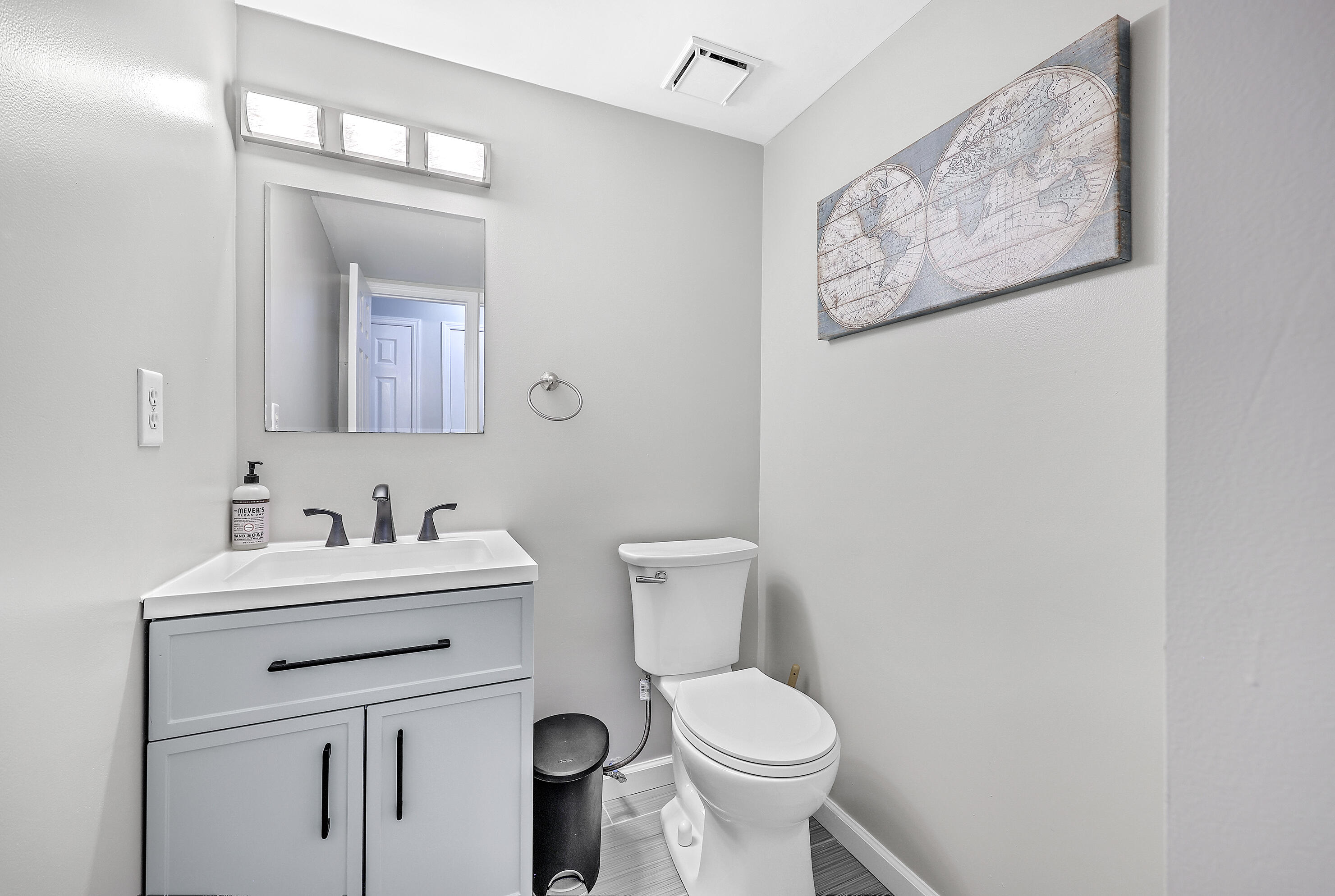 292 Fleming Road, Unit B Charleston, SC 29412 - Photo 6 of 26 ZYN_0999_1000_1001_1002_1003_1004_1005