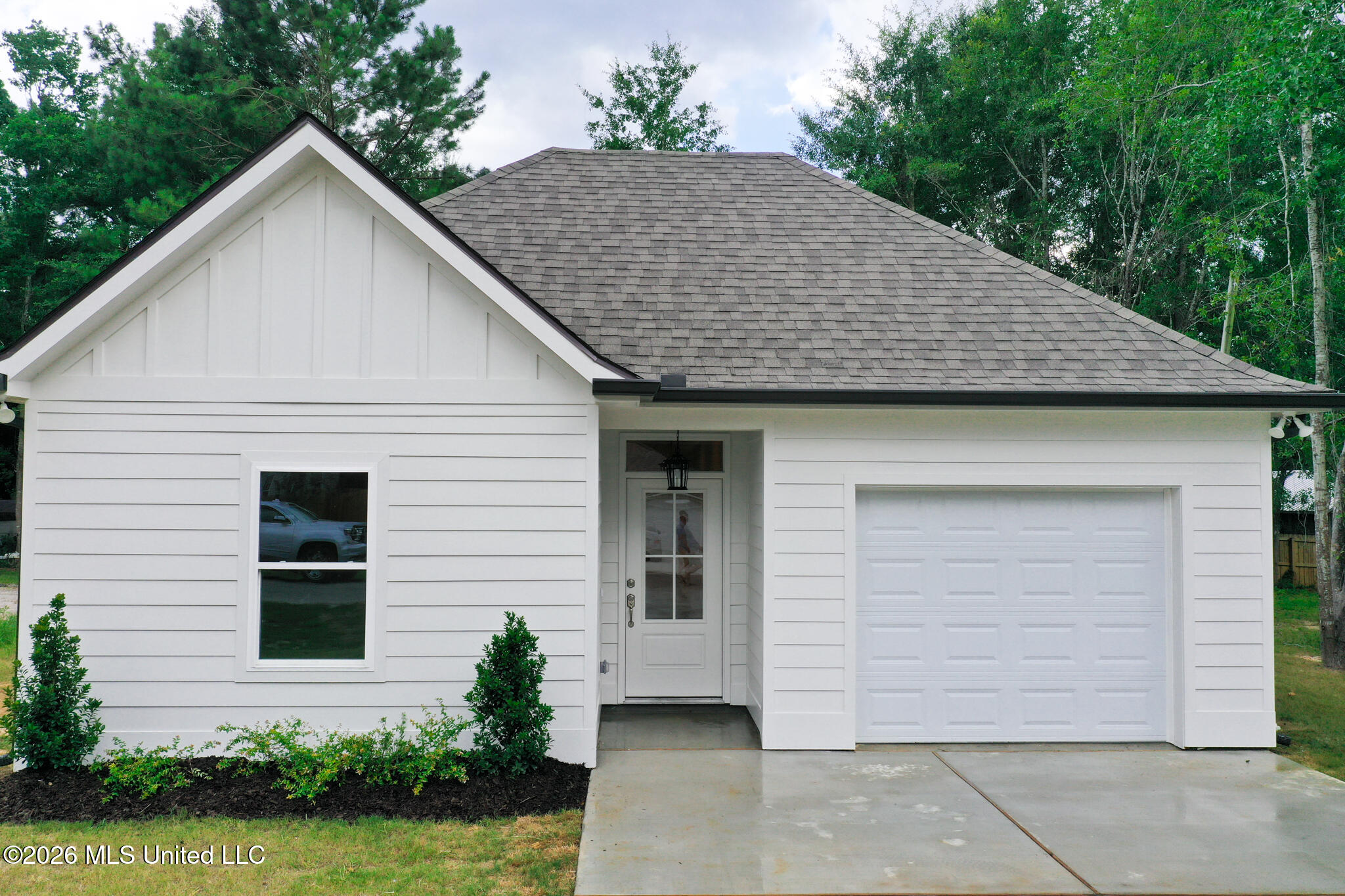 10726 Linohau Way Diamondhead, MS 39525 - Photo 1 of 26 DJI_0889