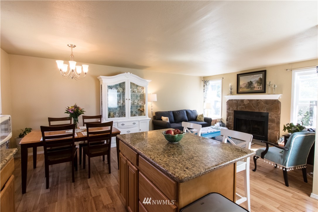 1729 225th Street Southeast Bothell, WA 98021 - Photo 6 of 19