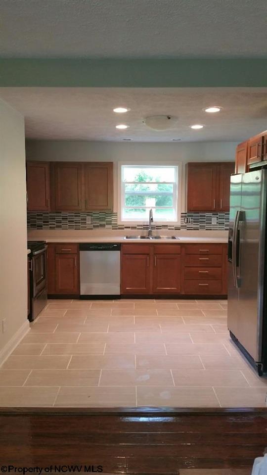 1261 Bell Run Road Fairmont, WV 26554 - Photo 2 of 13 Gallery Image 2