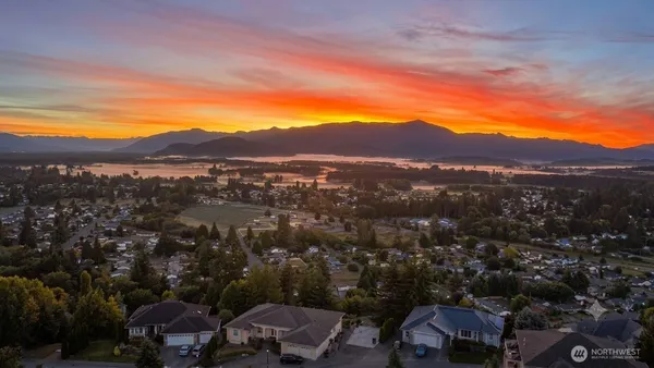 $1,349,950 | 1030 Tinas Coma Drive, Burlington, WA 98233