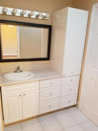 $3,300 | 23312 Southwest 53rd Avenue, Unit C, Boca Raton, FL 33433