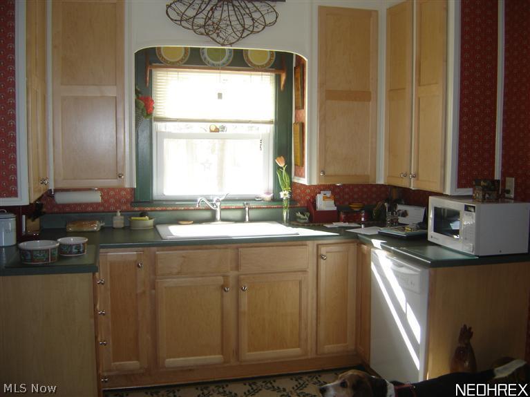 3182 Tallmadge Road Kent, OH 44240 - Photo 10 of 24 Gallery Image 10