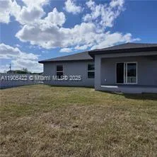 $2,300 | 2817 Northwest 21st Avenue, Unit 2817, Cape Coral, FL 33993